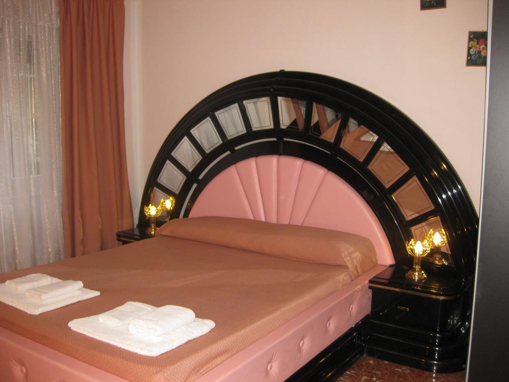 Beauty Moon Roma Quarto foto